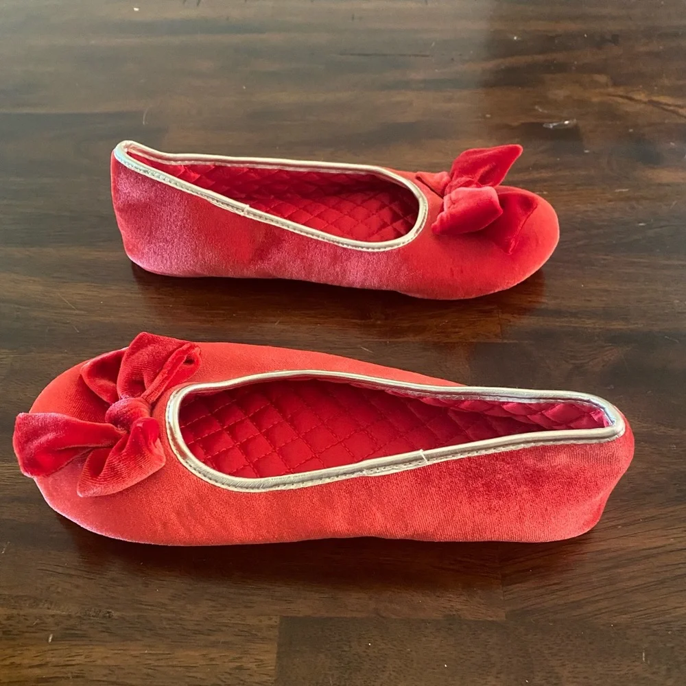 Janie and Jack Red Velvet Bow Kids Slippers